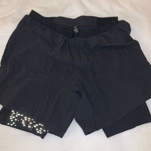 Men’s Lululemon Running Shorts w/ liner